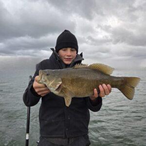 Fall smallmouth on Erie, Trophy fall smallmouth bass, Best Erie bass guide, Best Erie fishing charter