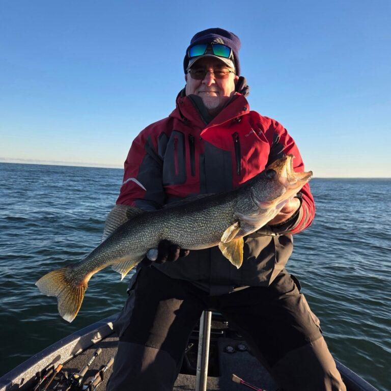 Fall Trophy Walleye on Lake Erie